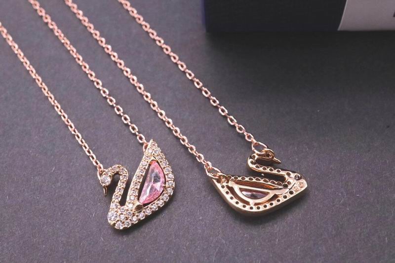 Swarovski Necklace 03lyr141 (2)